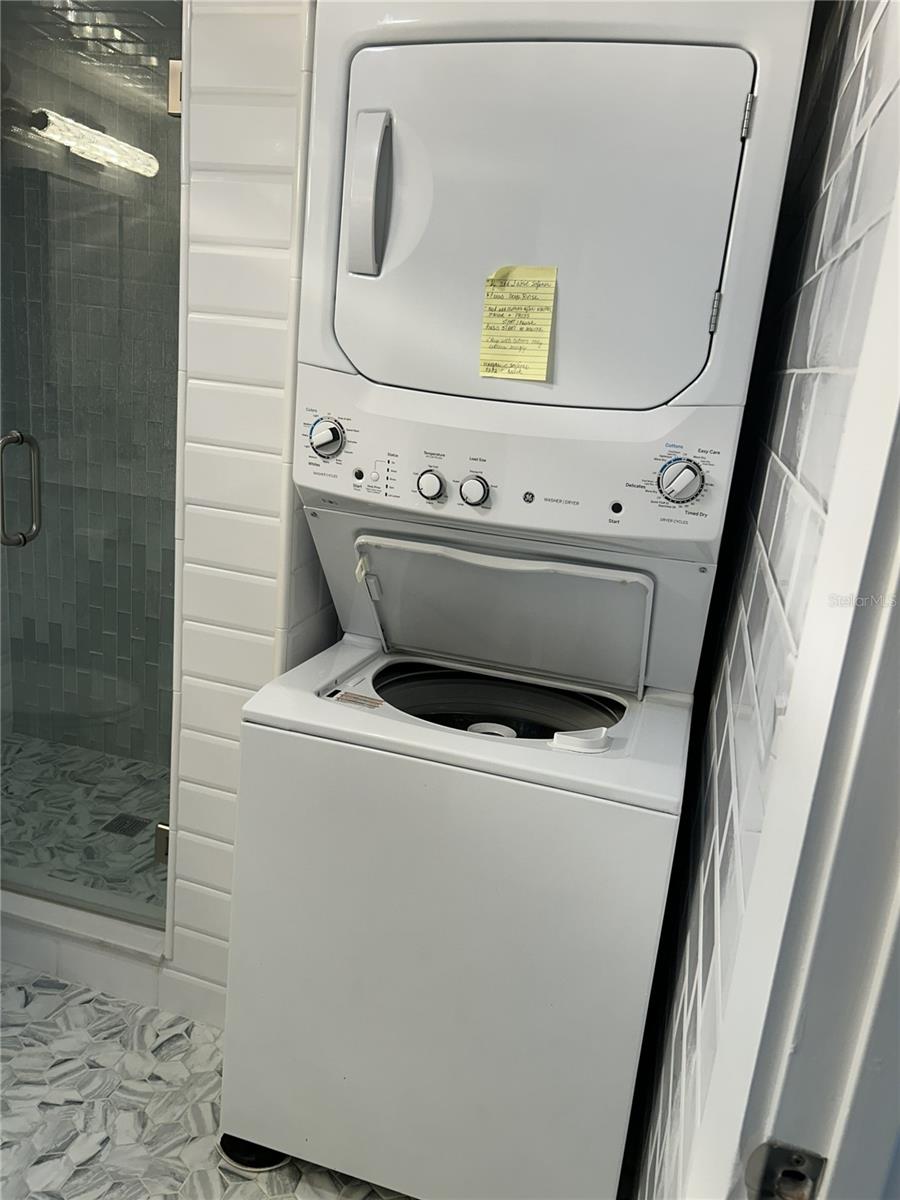 Image 37 of 53 For 7625 Sun Island Drive S 108