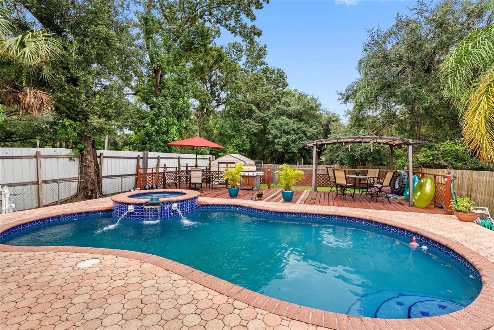 Image 10 of 58 For 10407 Woodmere Road