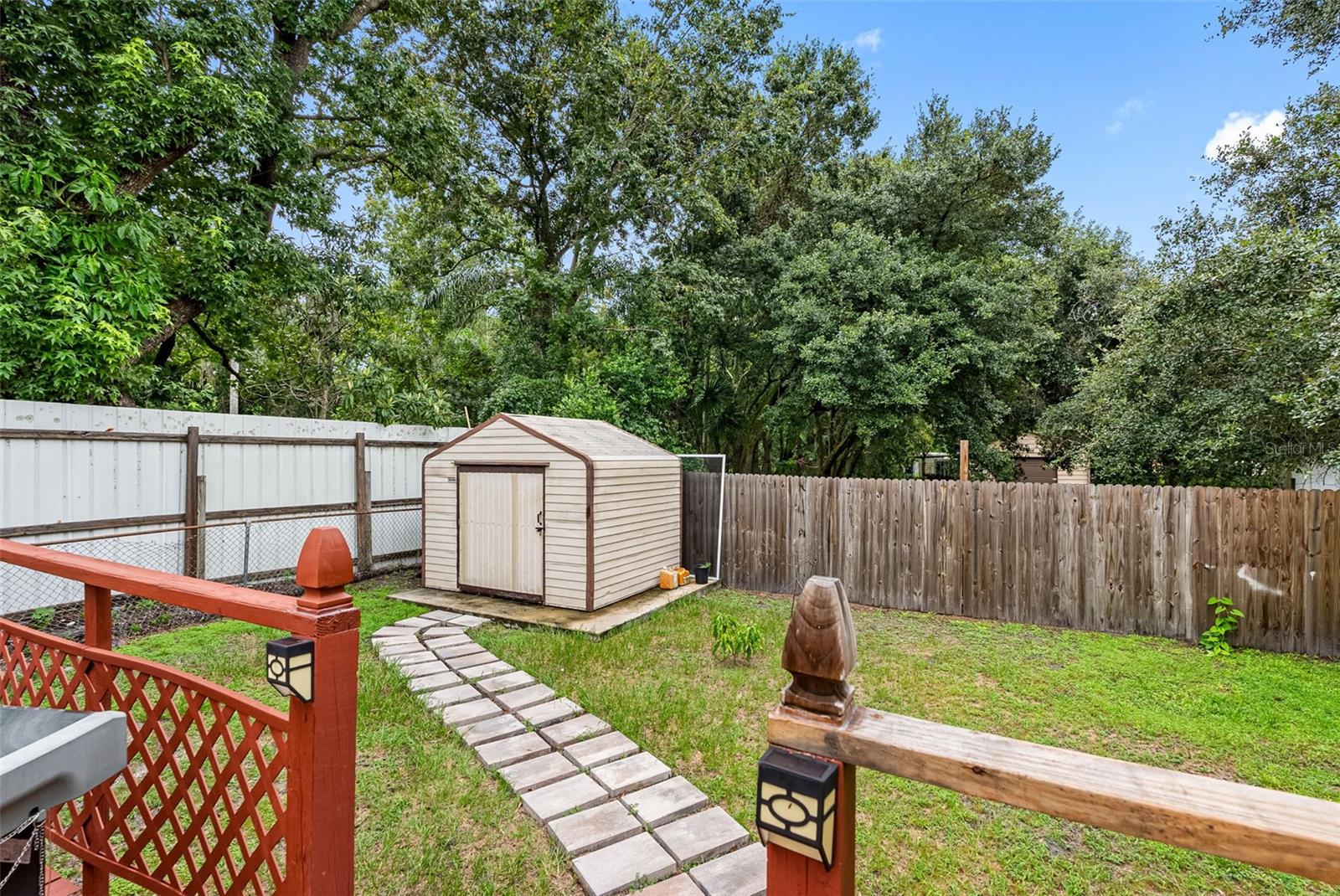 Image 15 of 58 For 10407 Woodmere Road