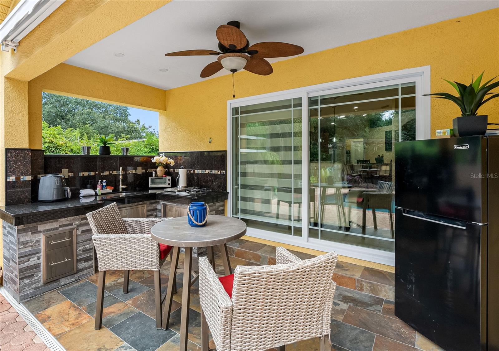 Image 19 of 58 For 10407 Woodmere Road