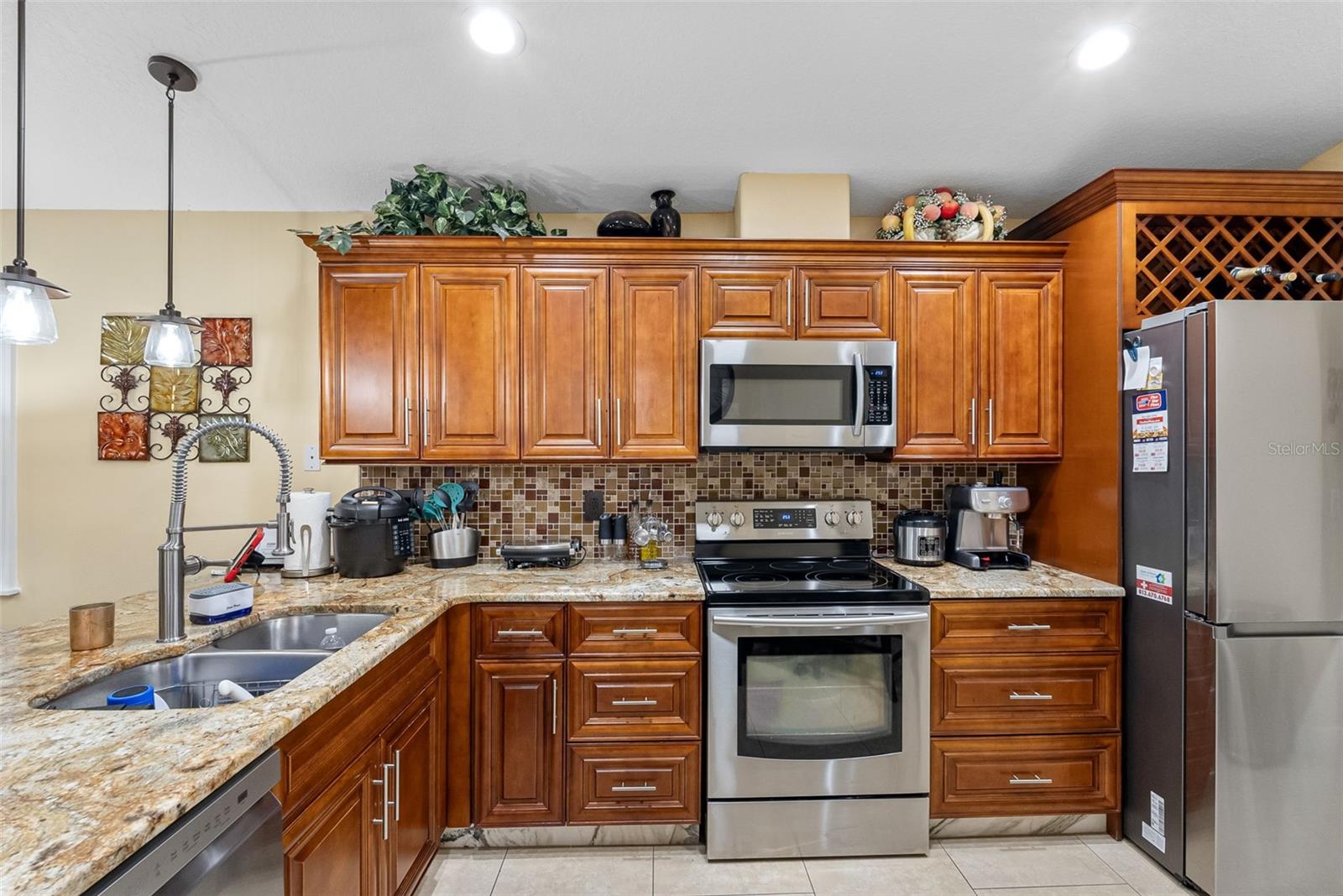 Image 24 of 58 For 10407 Woodmere Road