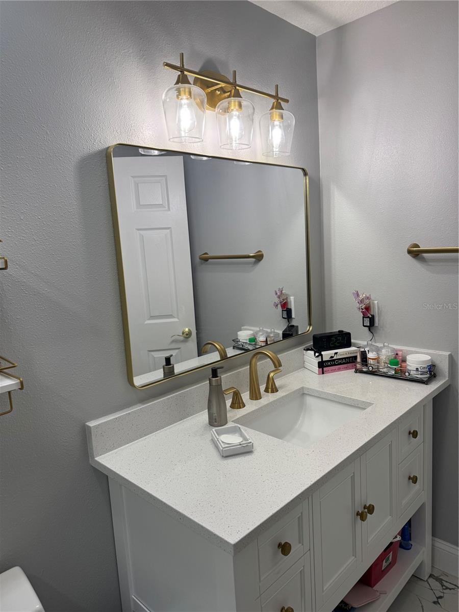 Image 55 of 58 For 10407 Woodmere Road