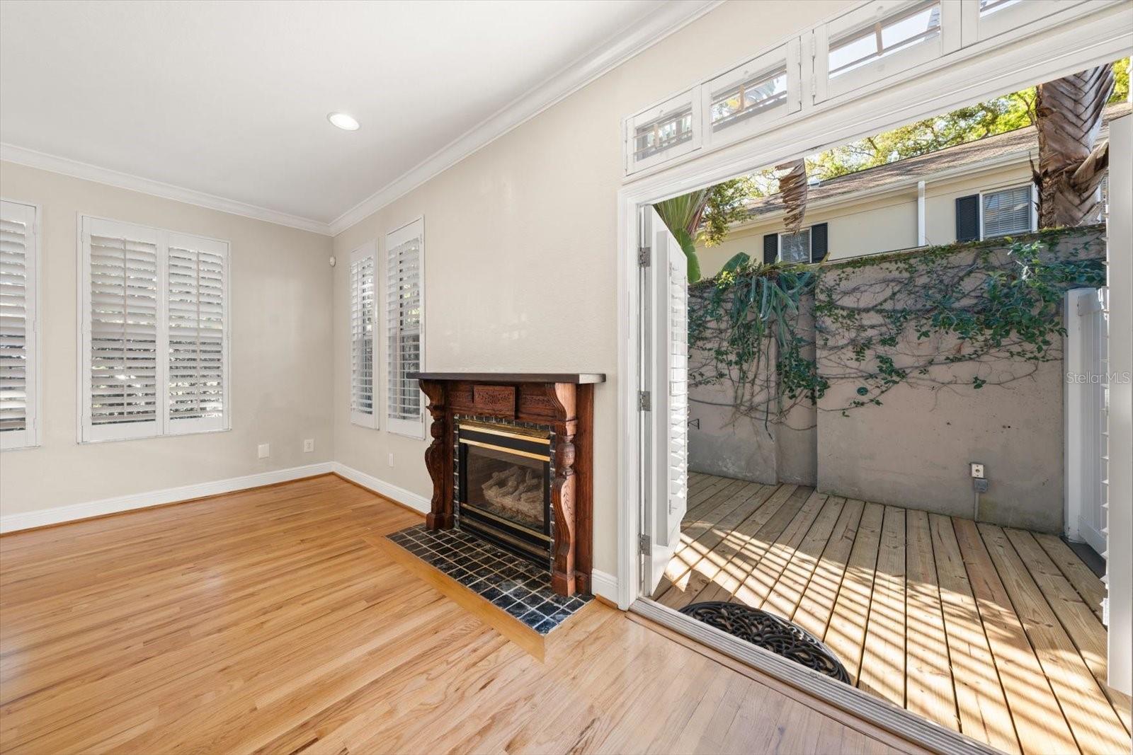 Image 18 of 51 For 2920 El Prado Boulevard 13