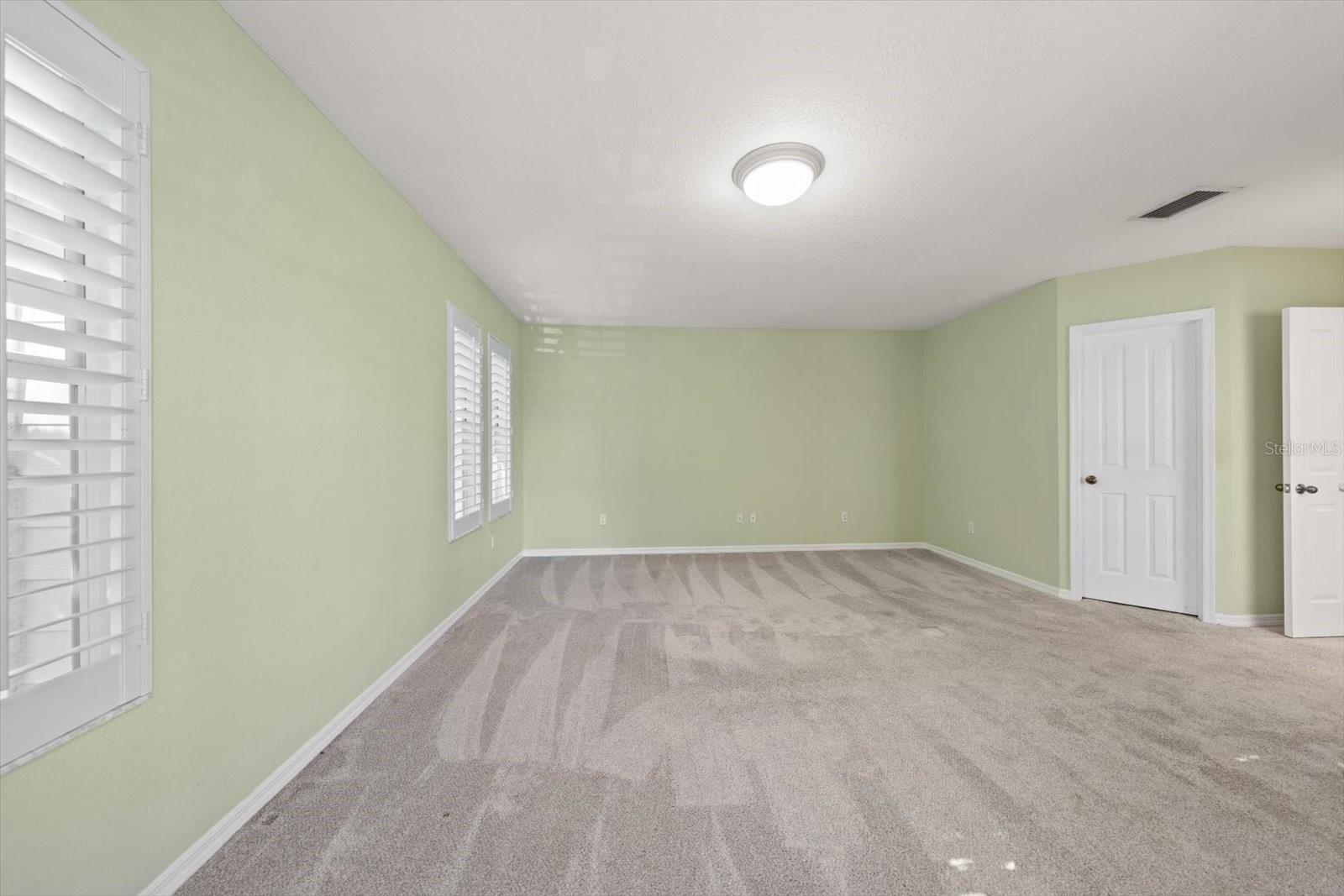 Image 25 of 51 For 2920 El Prado Boulevard 13