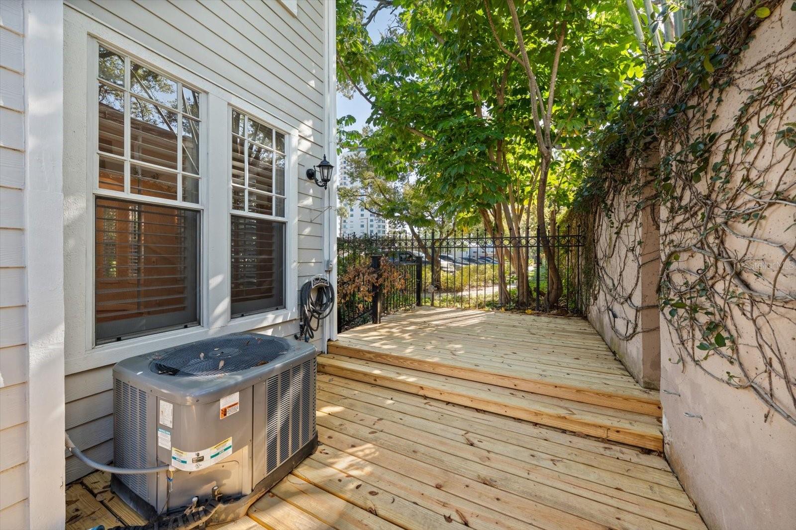 Image 41 of 51 For 2920 El Prado Boulevard 13