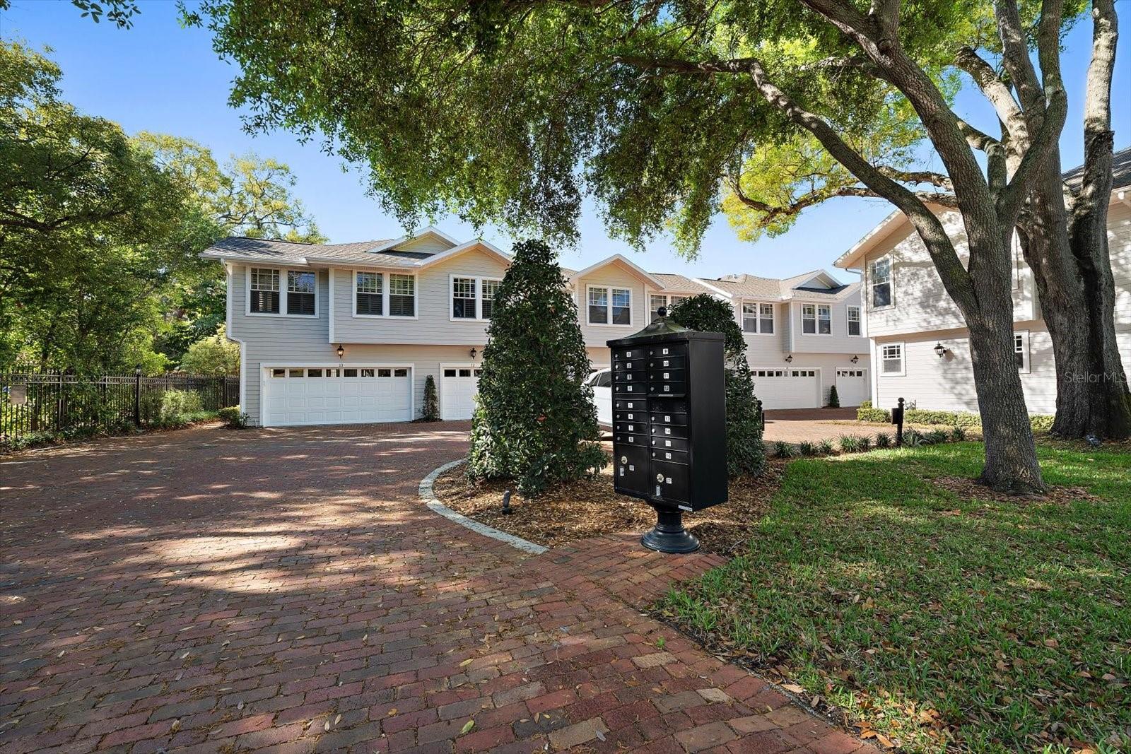 Image 43 of 51 For 2920 El Prado Boulevard 13