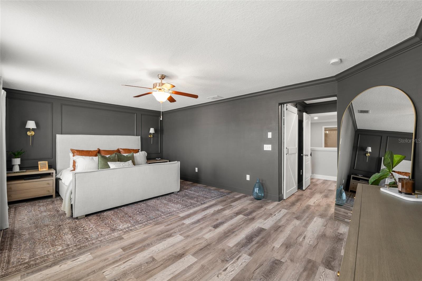 Image 19 of 52 For 11930 Lake Boulevard