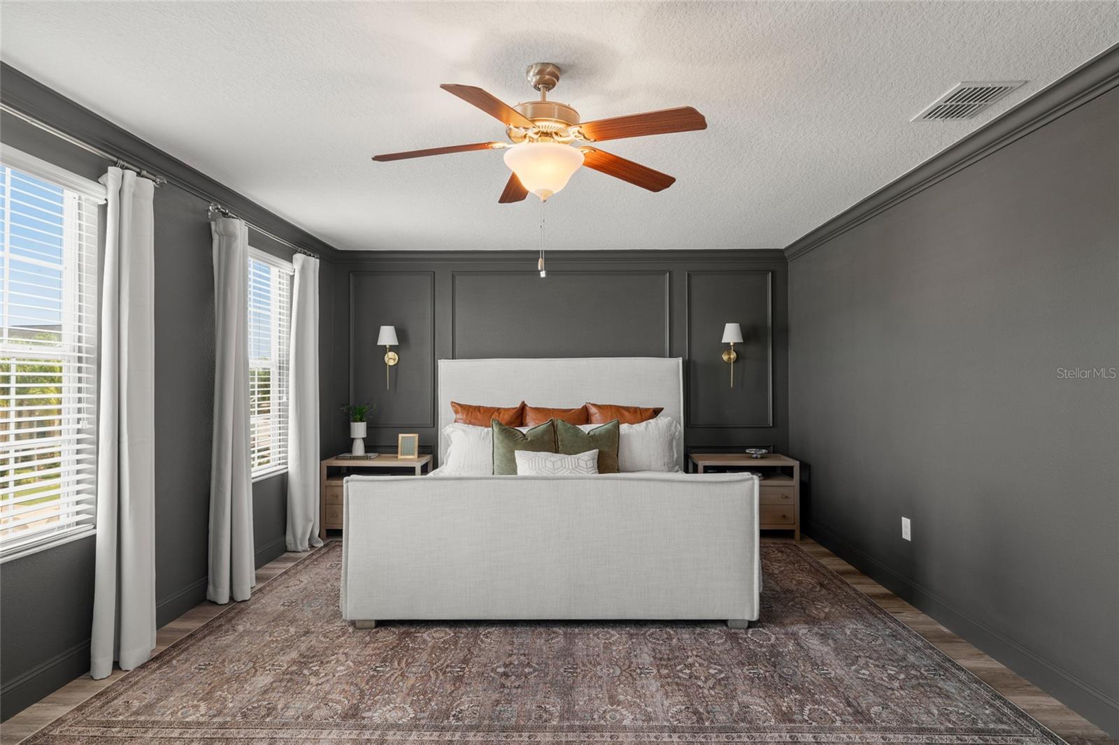 Image 20 of 52 For 11930 Lake Boulevard