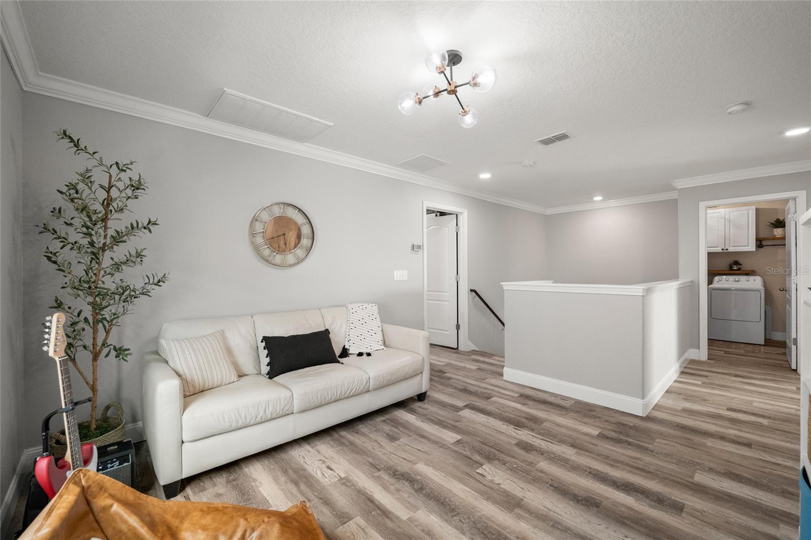 Image 25 of 52 For 11930 Lake Boulevard