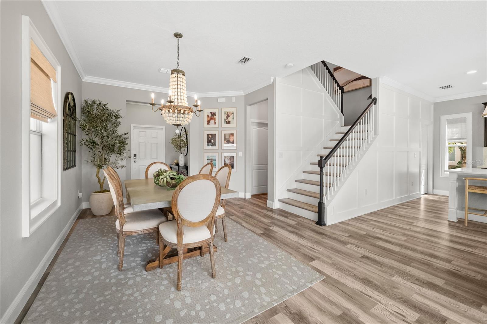 Image 8 of 52 For 11930 Lake Boulevard