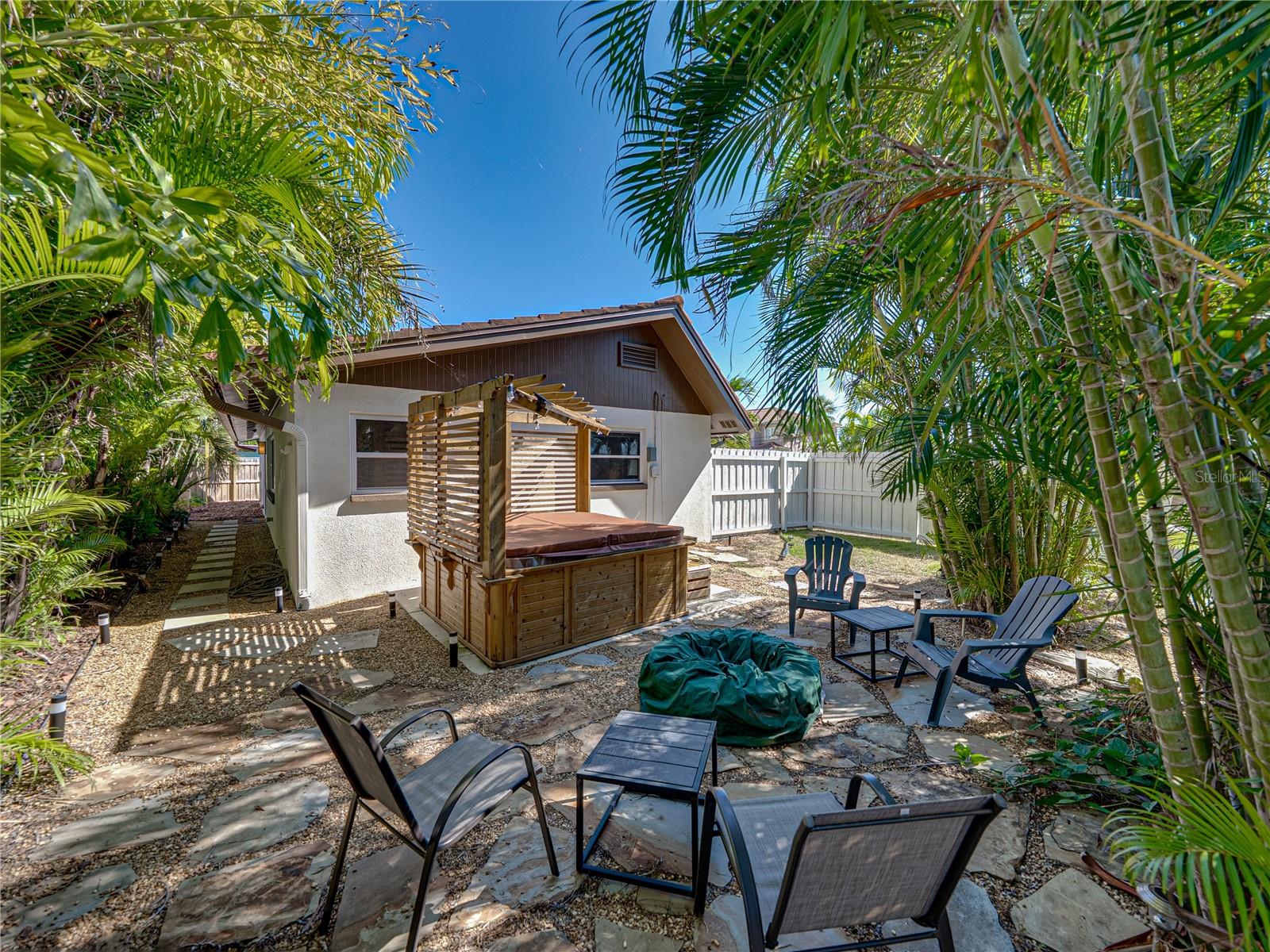 Image 45 of 62 For 7125 Shore Drive S