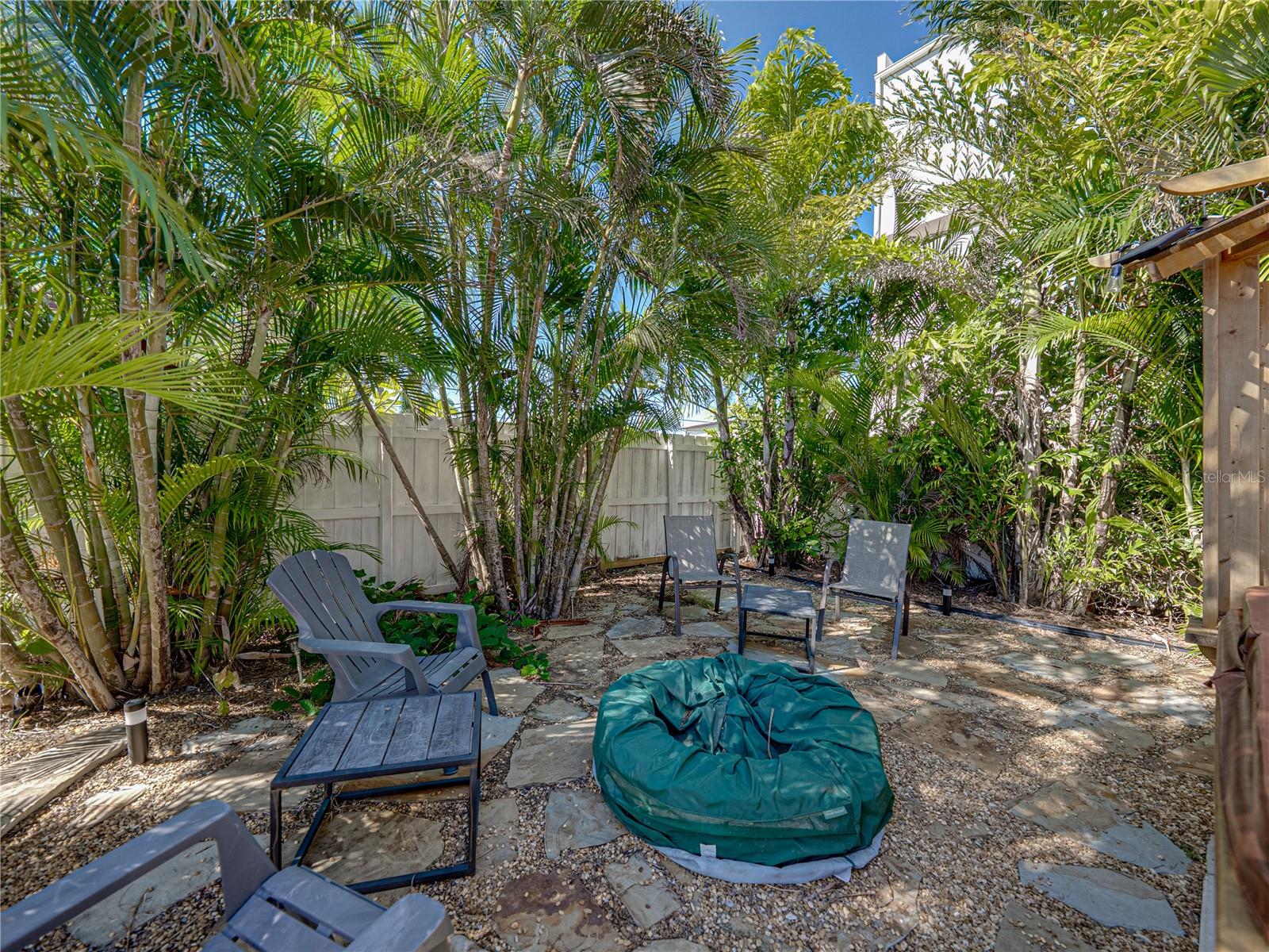 Image 47 of 62 For 7125 Shore Drive S