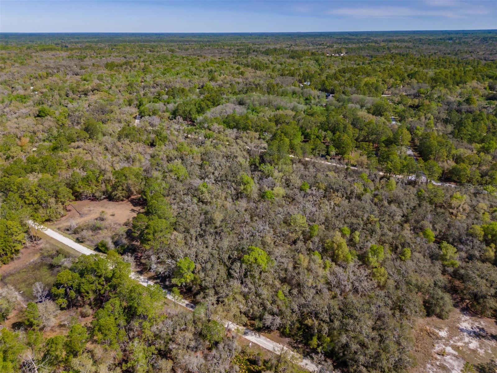 Image 16 of 19 For 7252 Sonia Avenue