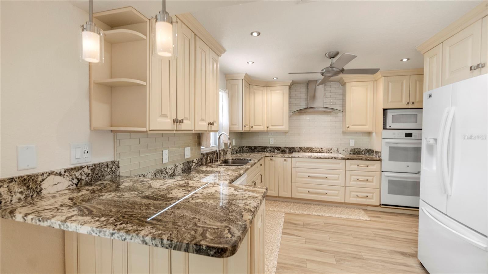 Image 12 of 45 For 903 Cara Drive 903