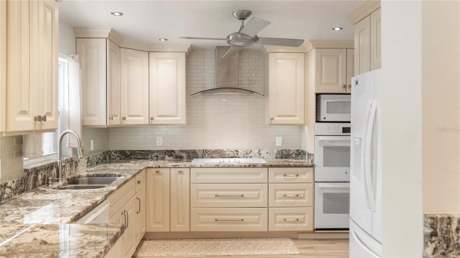 Image 13 of 45 For 903 Cara Drive 903