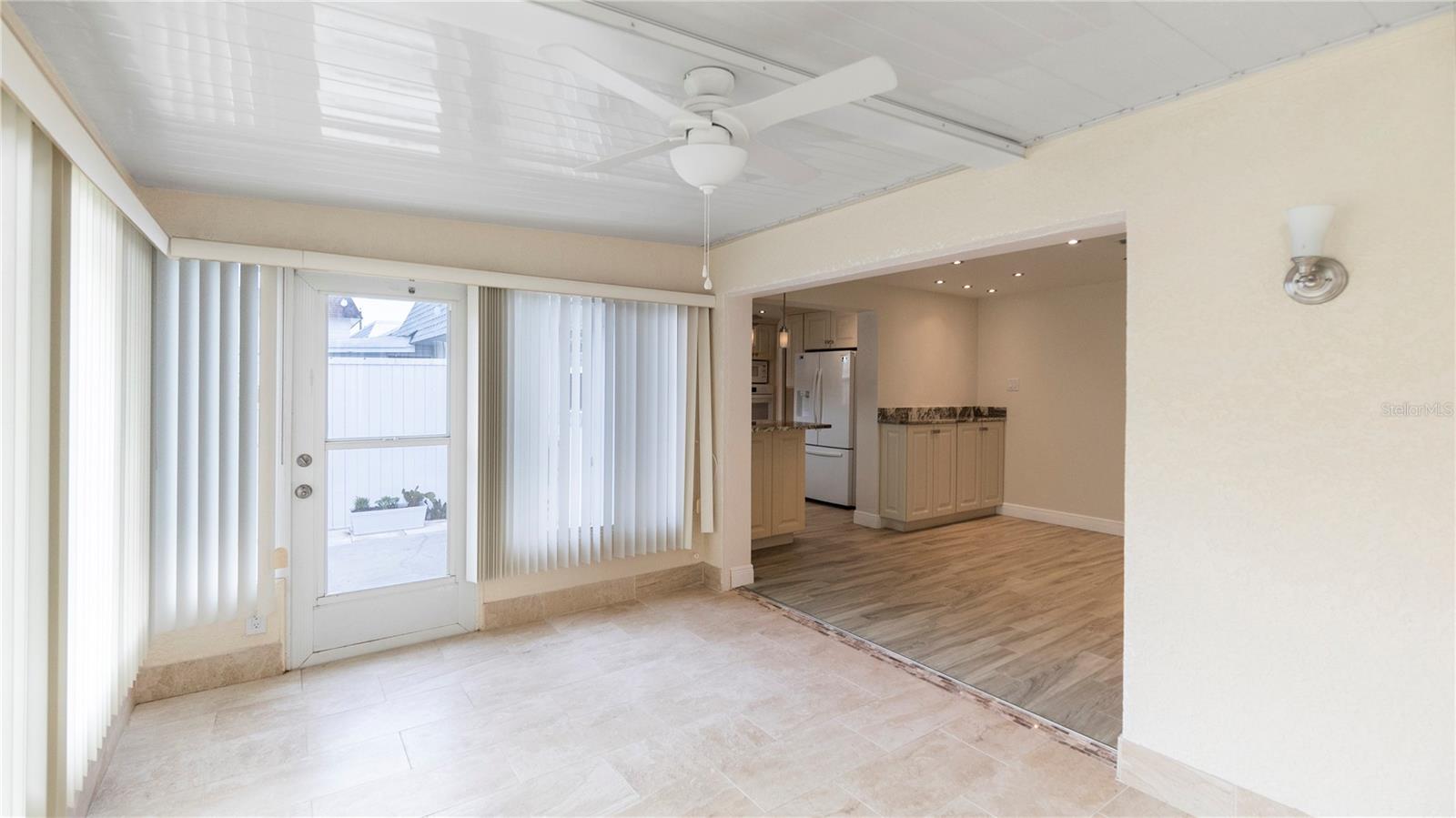 Image 27 of 45 For 903 Cara Drive 903