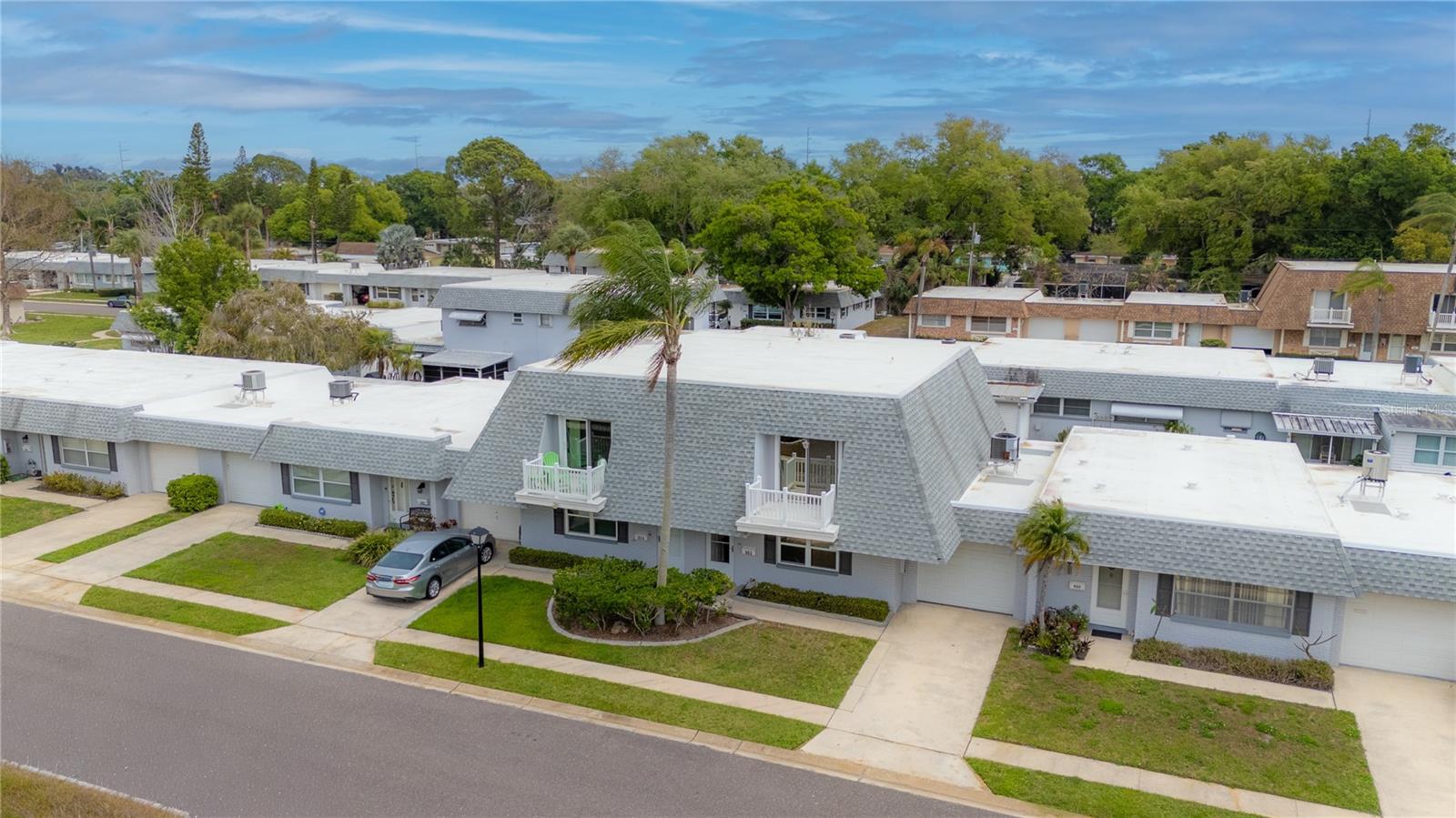 Image 3 of 45 For 903 Cara Drive 903