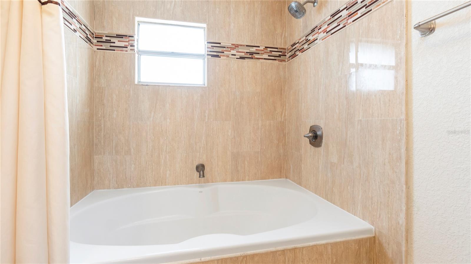 Image 40 of 45 For 903 Cara Drive 903