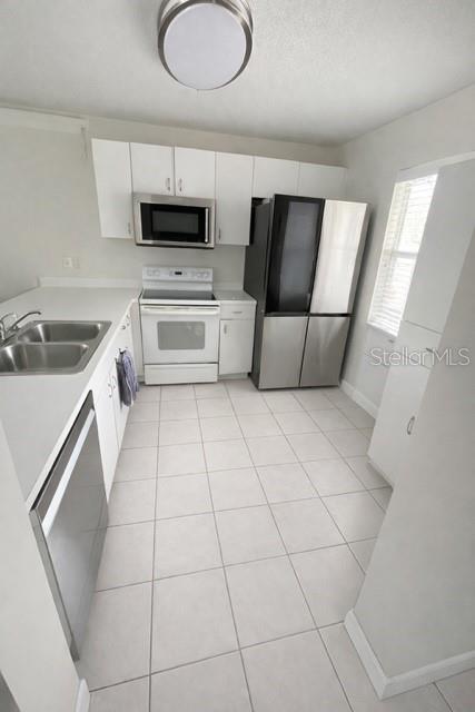 Image 4 of 9 For 9030 Lake Place Lane