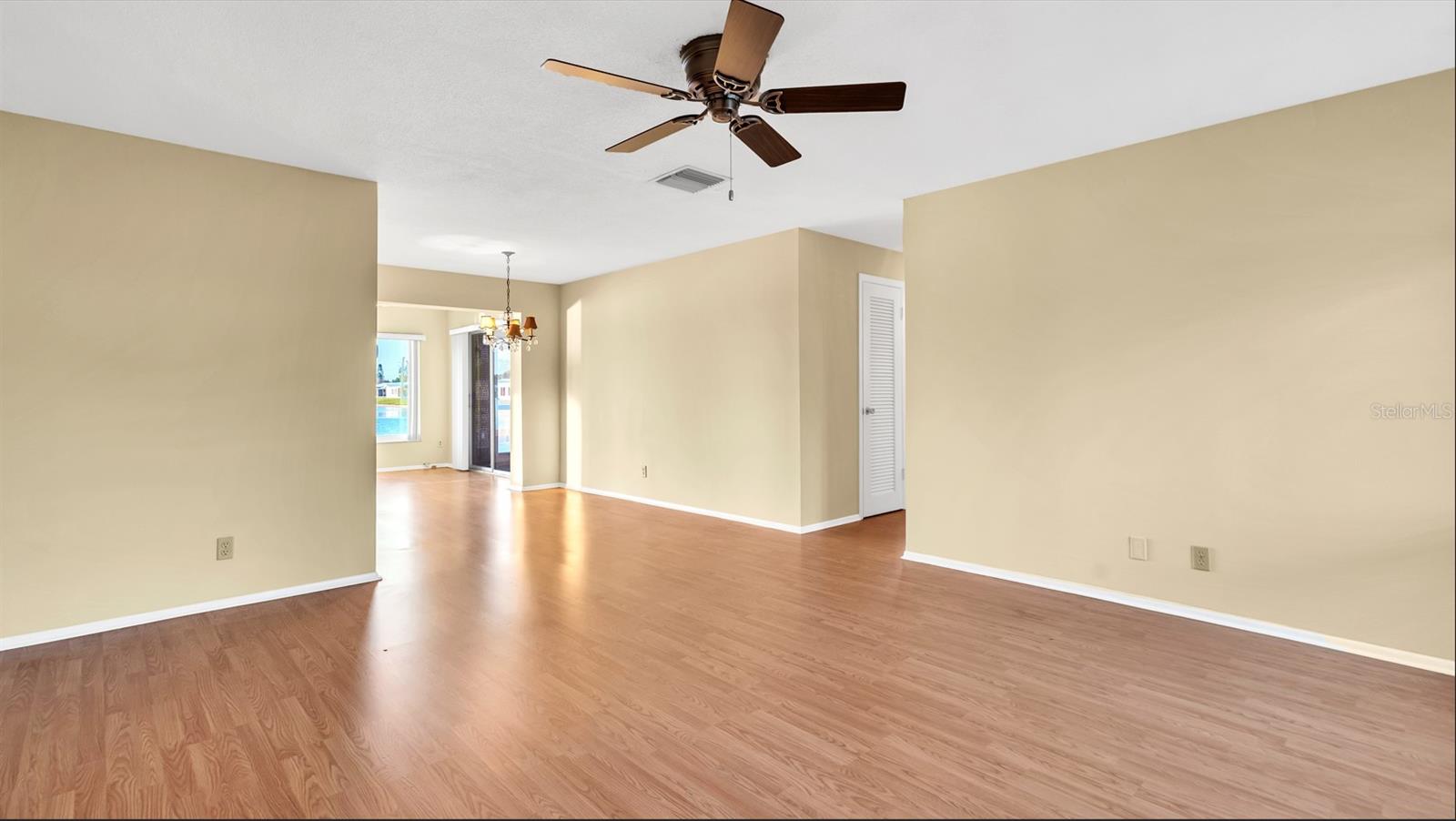 Image 3 of 18 For 4157 96th Terrace N