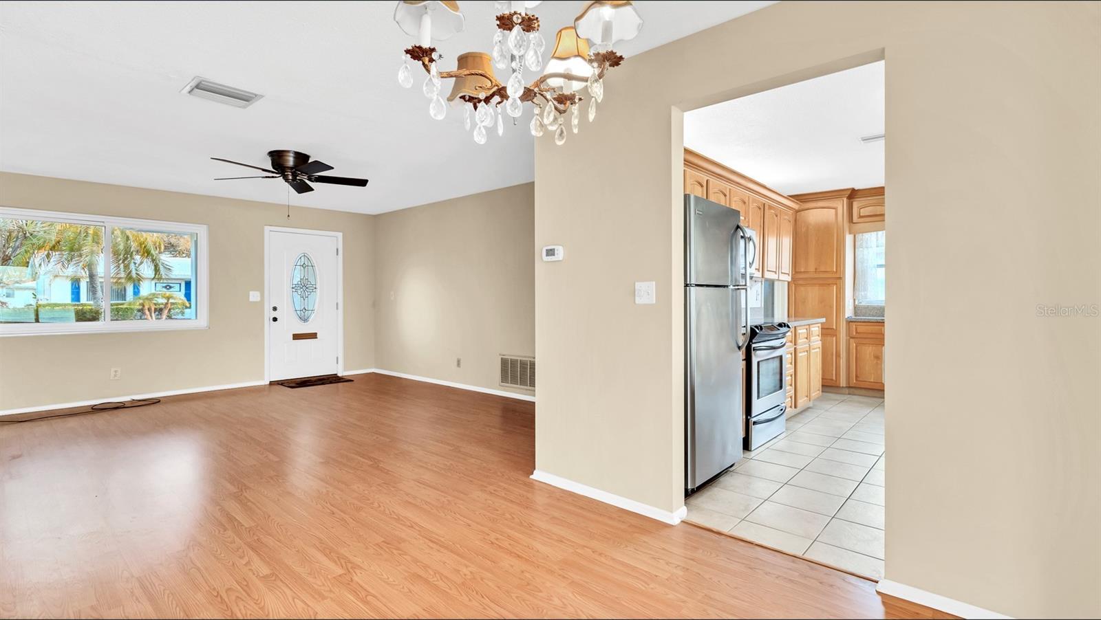 Image 4 of 18 For 4157 96th Terrace N