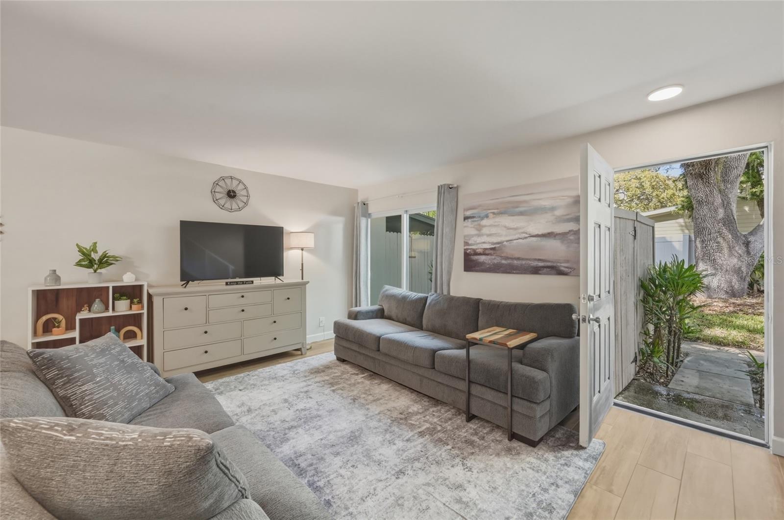 Image 11 of 28 For 7912 Cedar Drive 7912