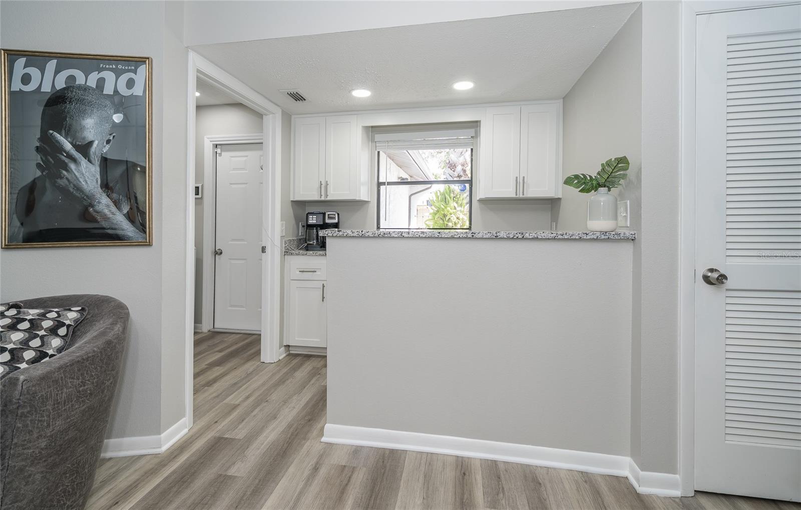 Image 18 of 45 For 7608 Laurel Oak Court