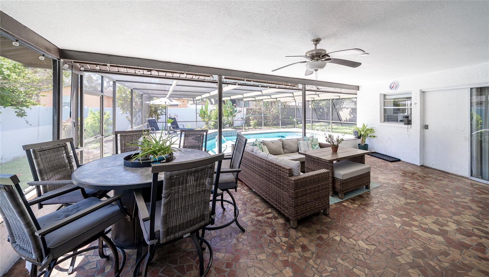 Image 30 of 45 For 7608 Laurel Oak Court