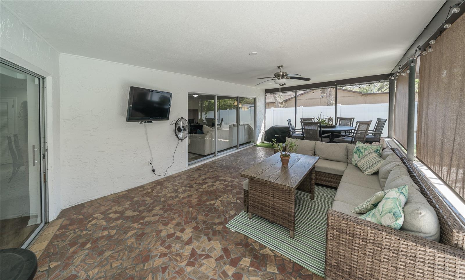 Image 31 of 45 For 7608 Laurel Oak Court