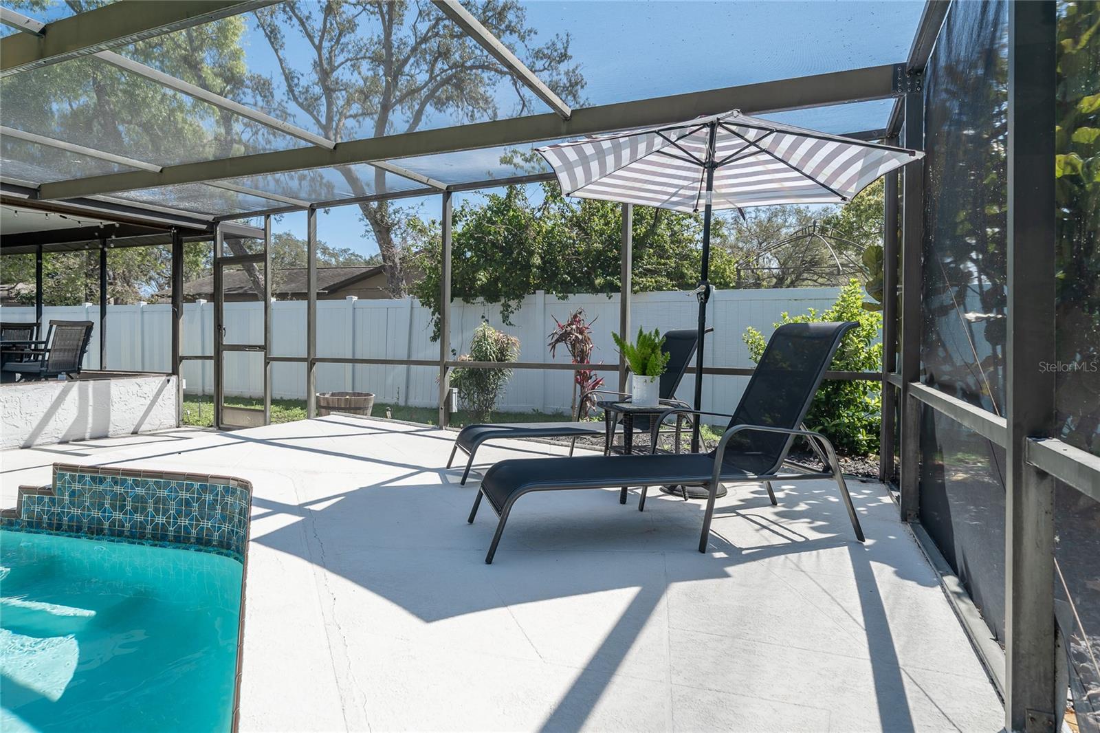 Image 34 of 45 For 7608 Laurel Oak Court