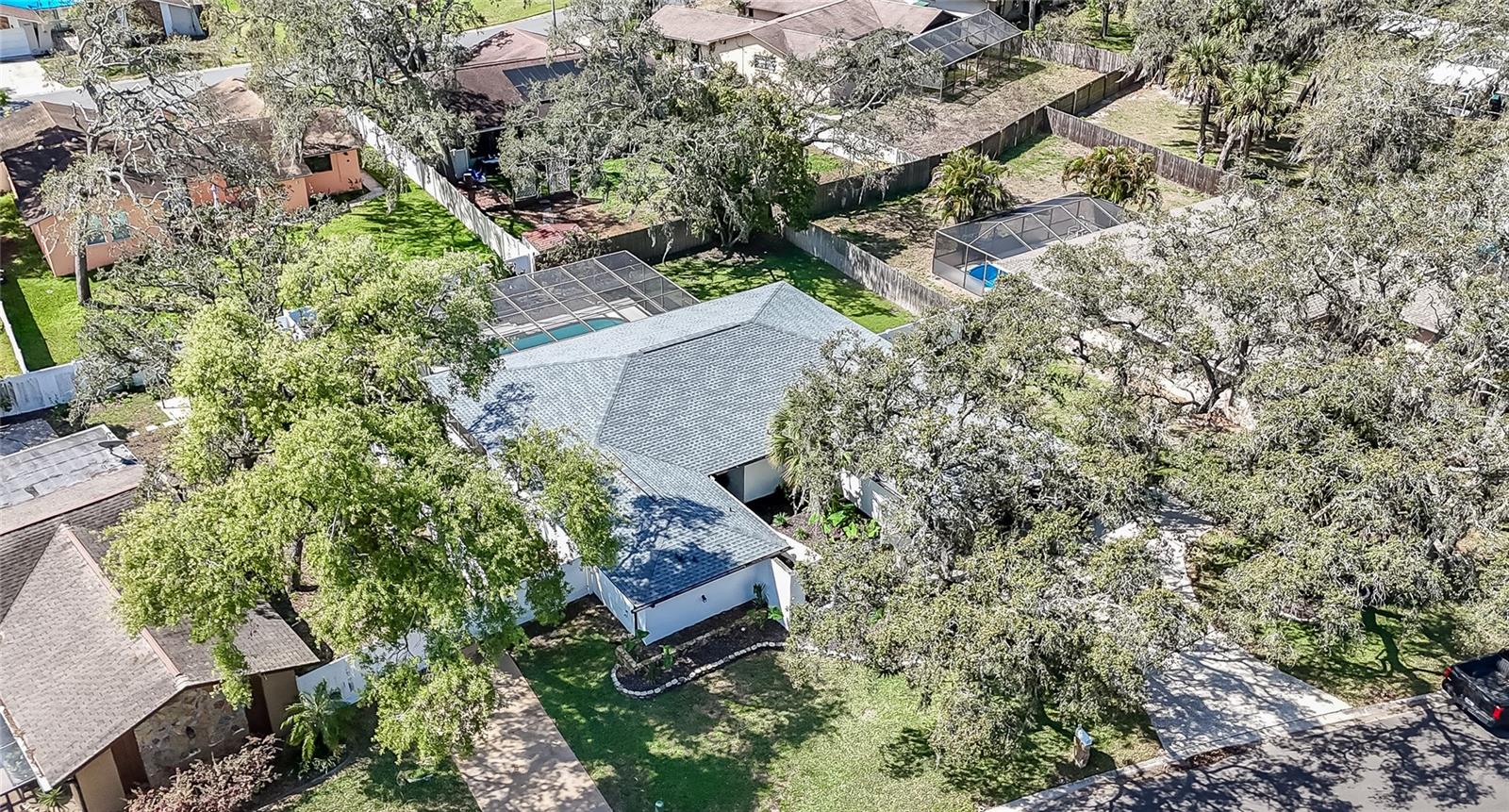 Image 43 of 45 For 7608 Laurel Oak Court