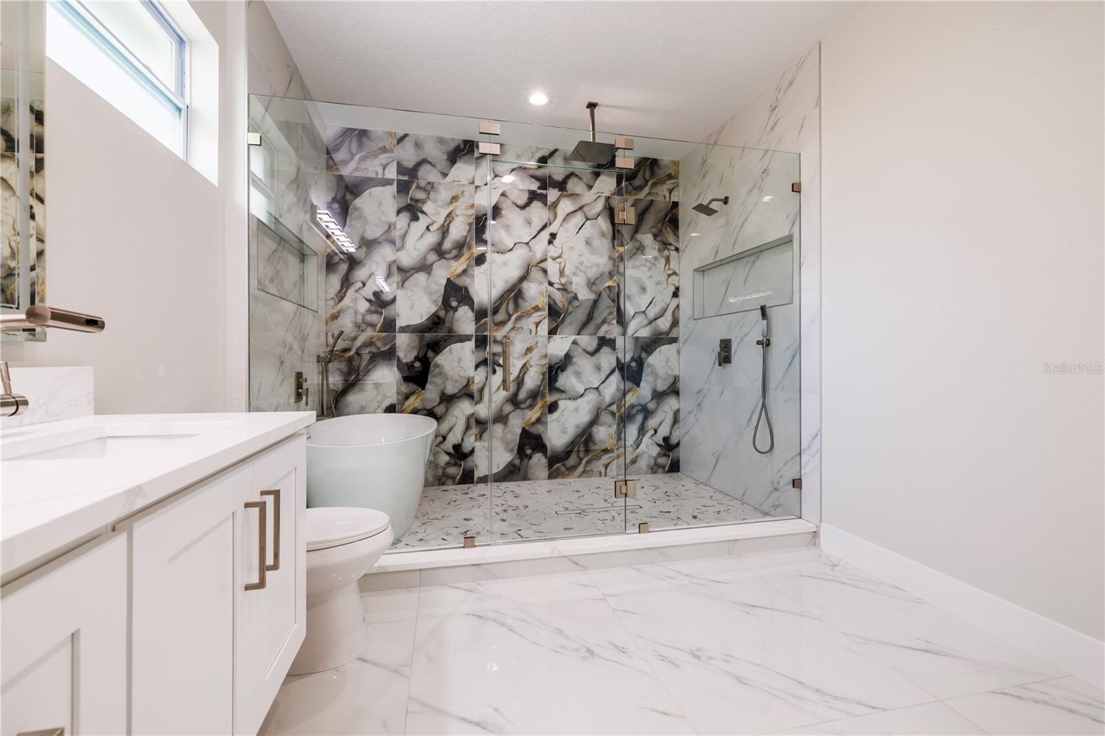 Image 20 of 41 For 3803 Palmetto Street