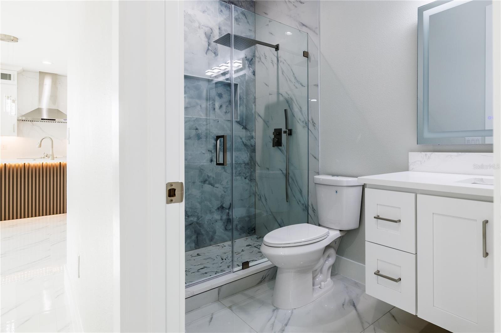 Image 27 of 41 For 3803 Palmetto Street