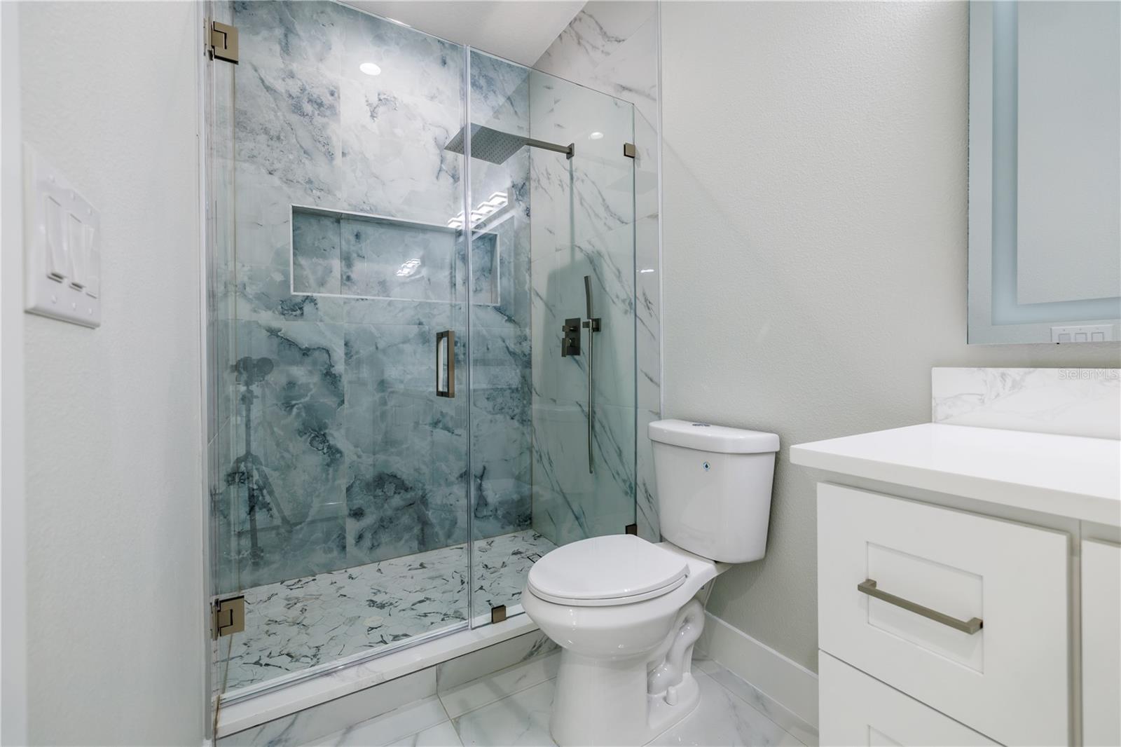 Image 28 of 41 For 3803 Palmetto Street