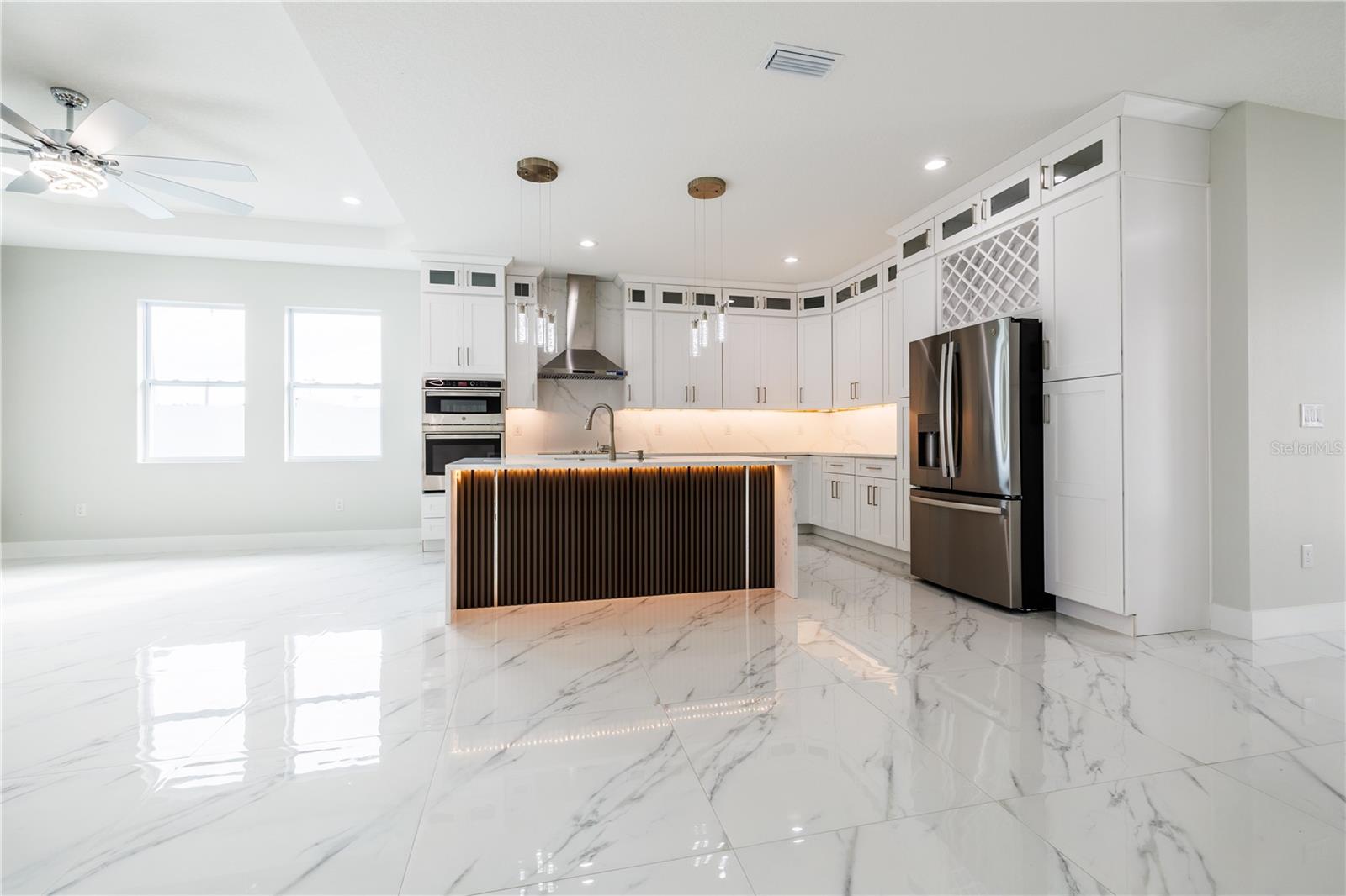 Image 6 of 41 For 3803 Palmetto Street