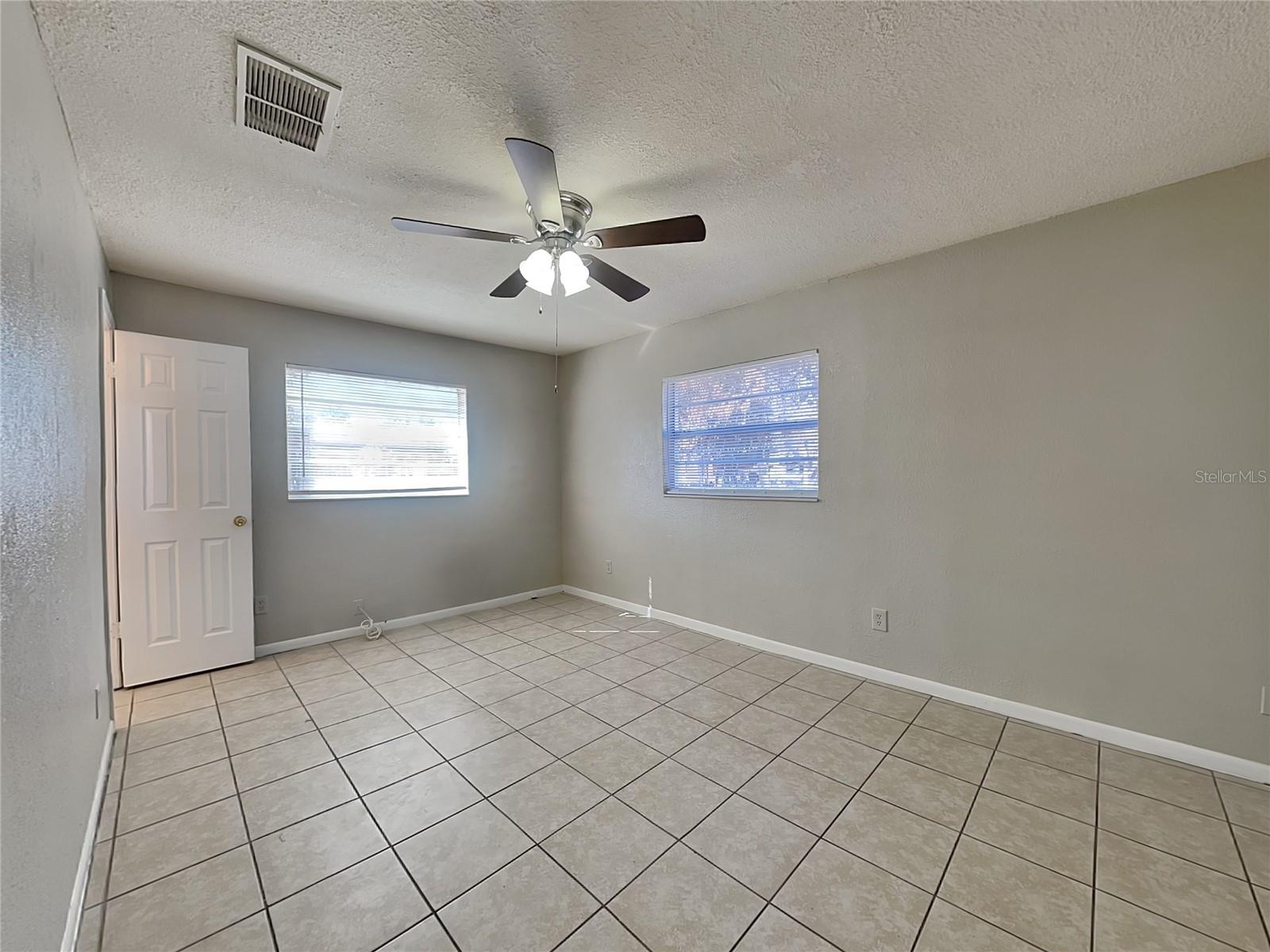 Image 6 of 20 For 2779 Frazier Street