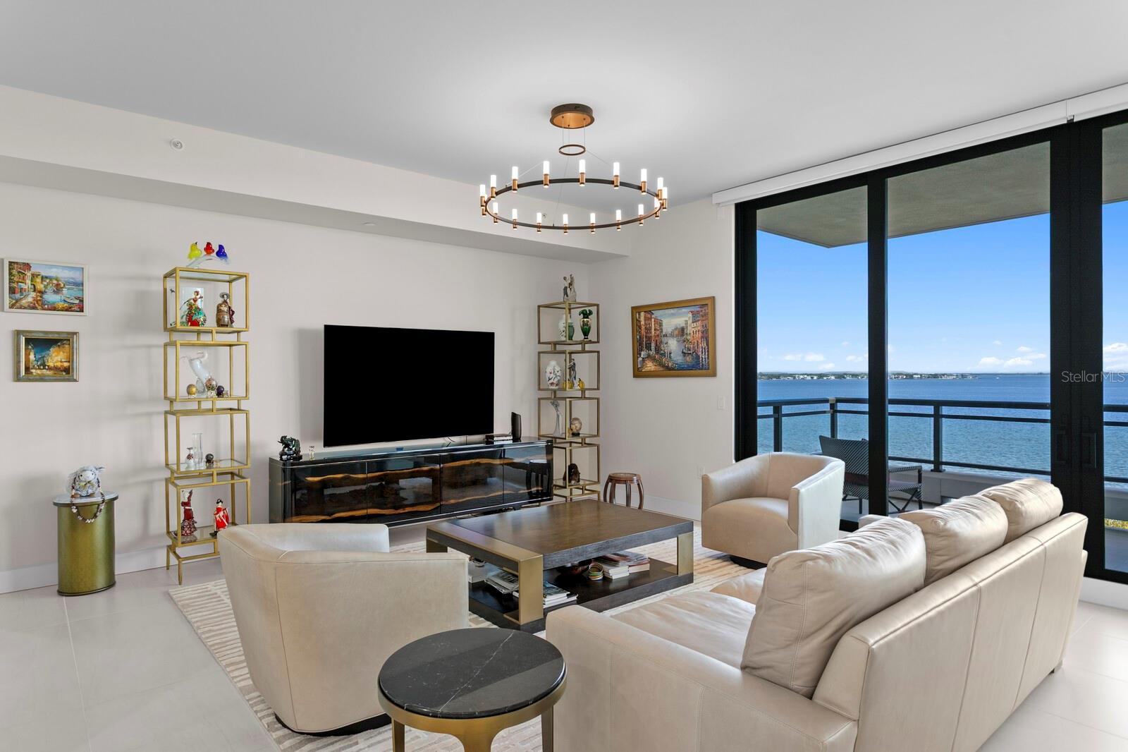 Listing photo id 19 for 2103 Bayshore Boulevard 605