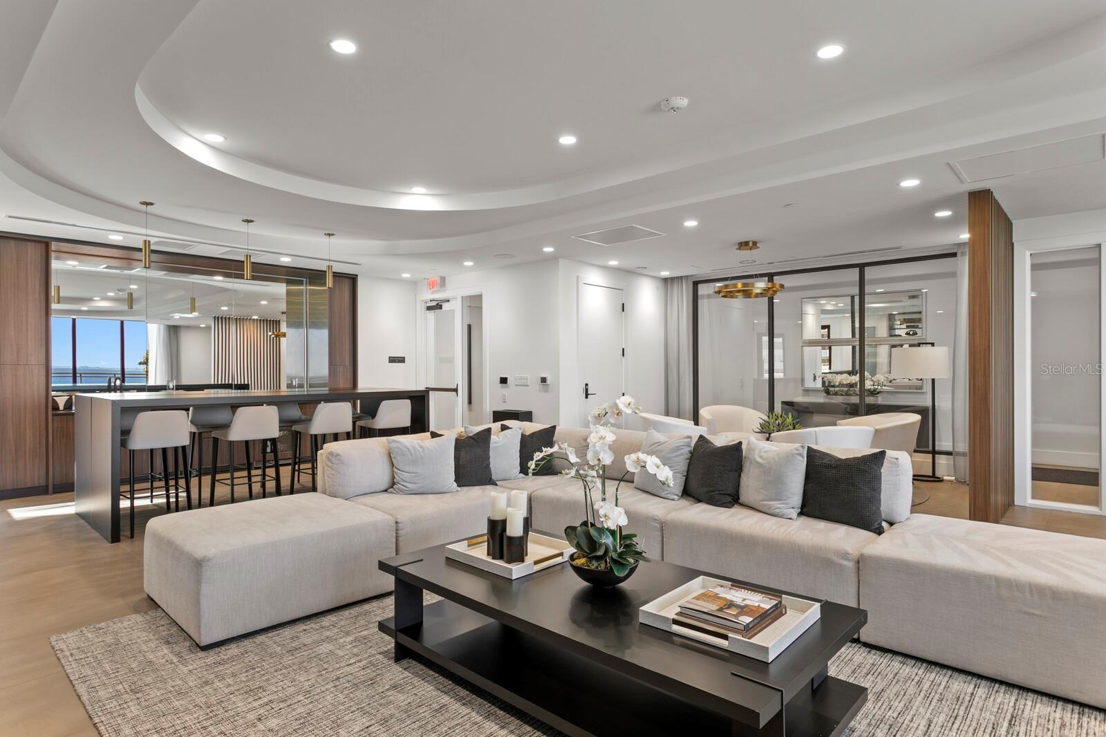 Listing photo id 52 for 2103 Bayshore Boulevard 605