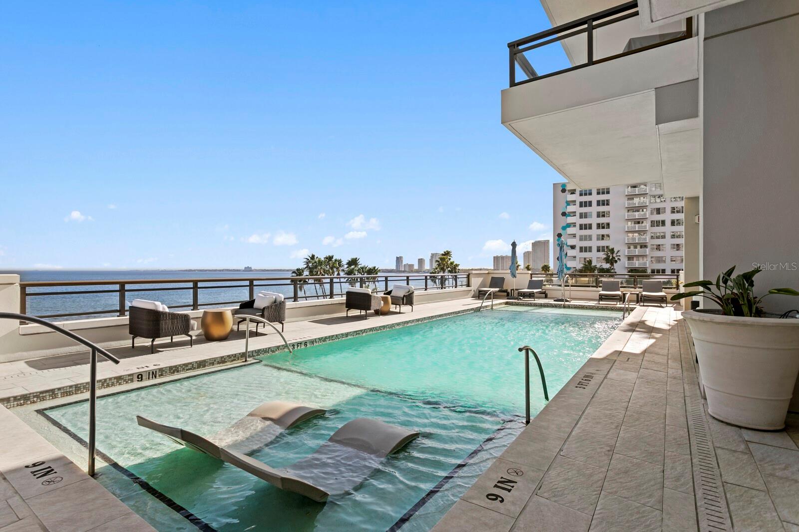 Listing photo id 58 for 2103 Bayshore Boulevard 605