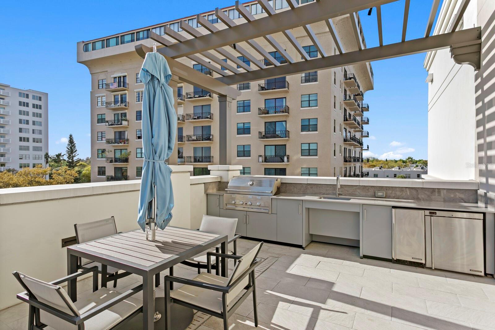 Listing photo id 61 for 2103 Bayshore Boulevard 605