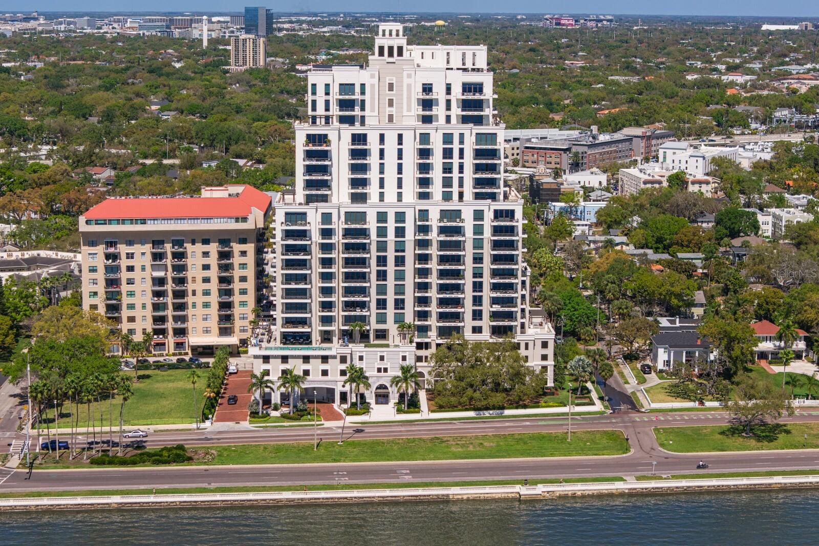 Listing photo id 66 for 2103 Bayshore Boulevard 605