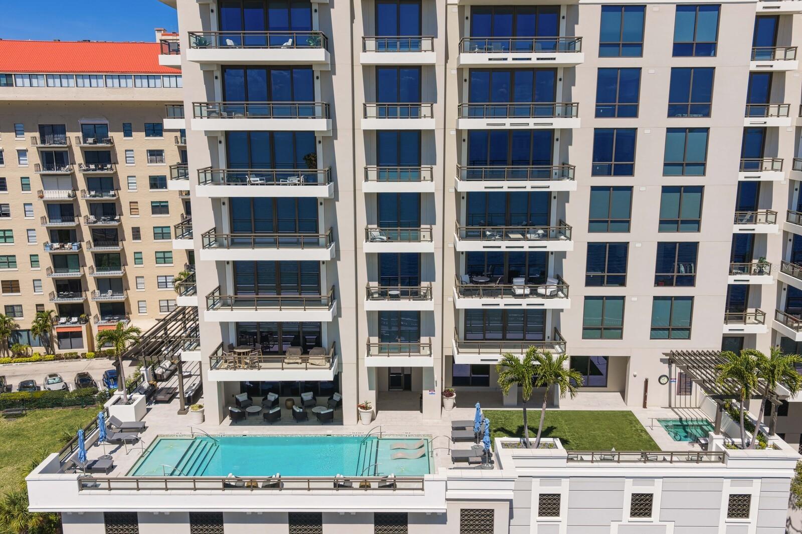 Listing photo id 73 for 2103 Bayshore Boulevard 605