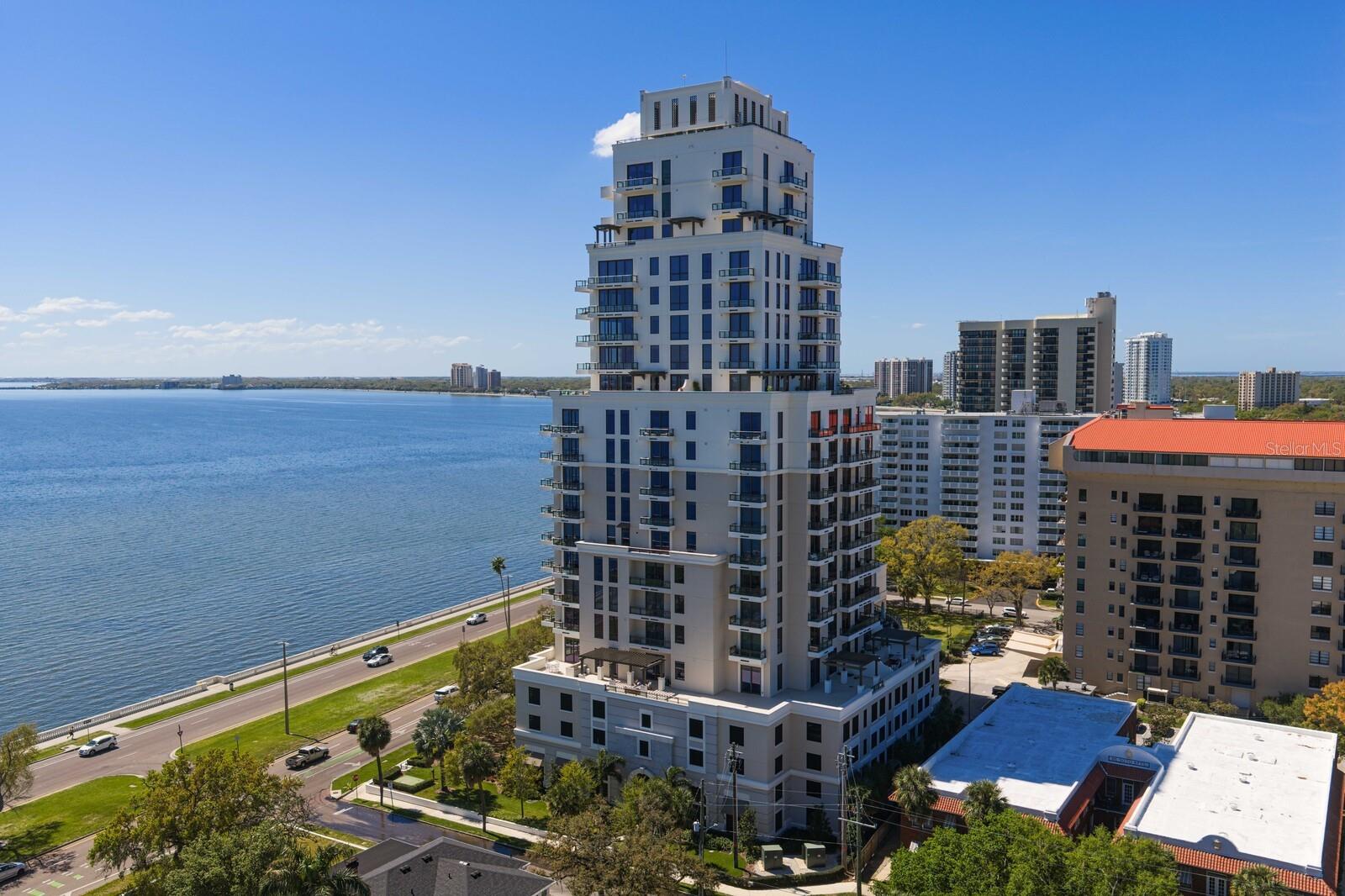Listing photo id 78 for 2103 Bayshore Boulevard 605