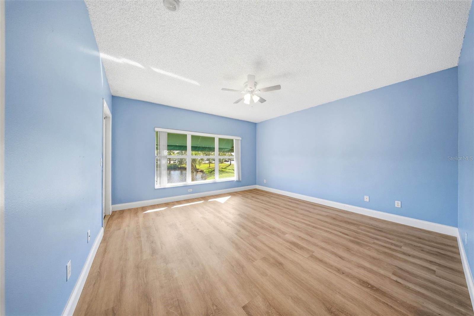 Image 19 of 40 For 6311 99th Way N 11f