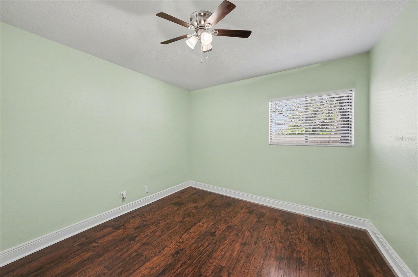 Image 14 of 27 For 8606 Palm Lane 116