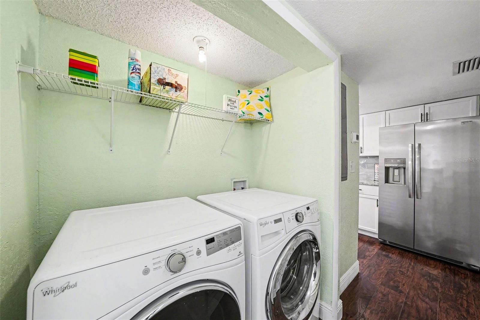 Image 16 of 27 For 8606 Palm Lane 116