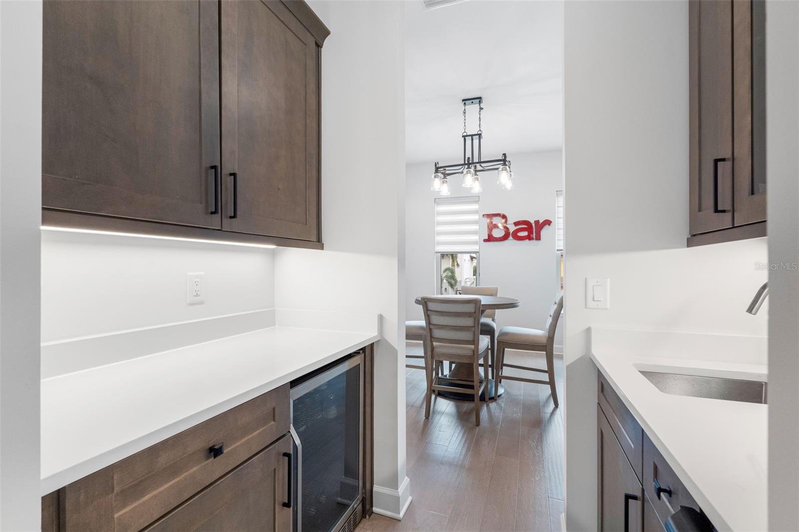 Image 14 of 98 For 124 Forest Hills Drive