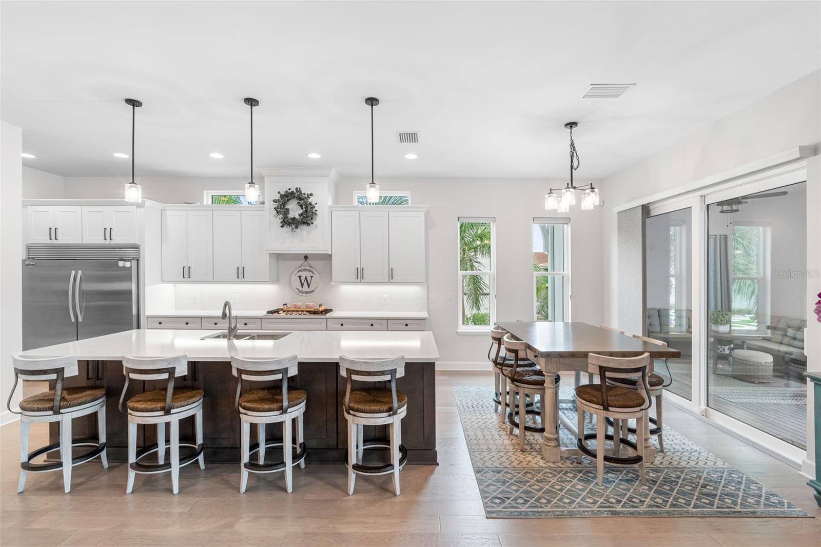 Image 22 of 98 For 124 Forest Hills Drive