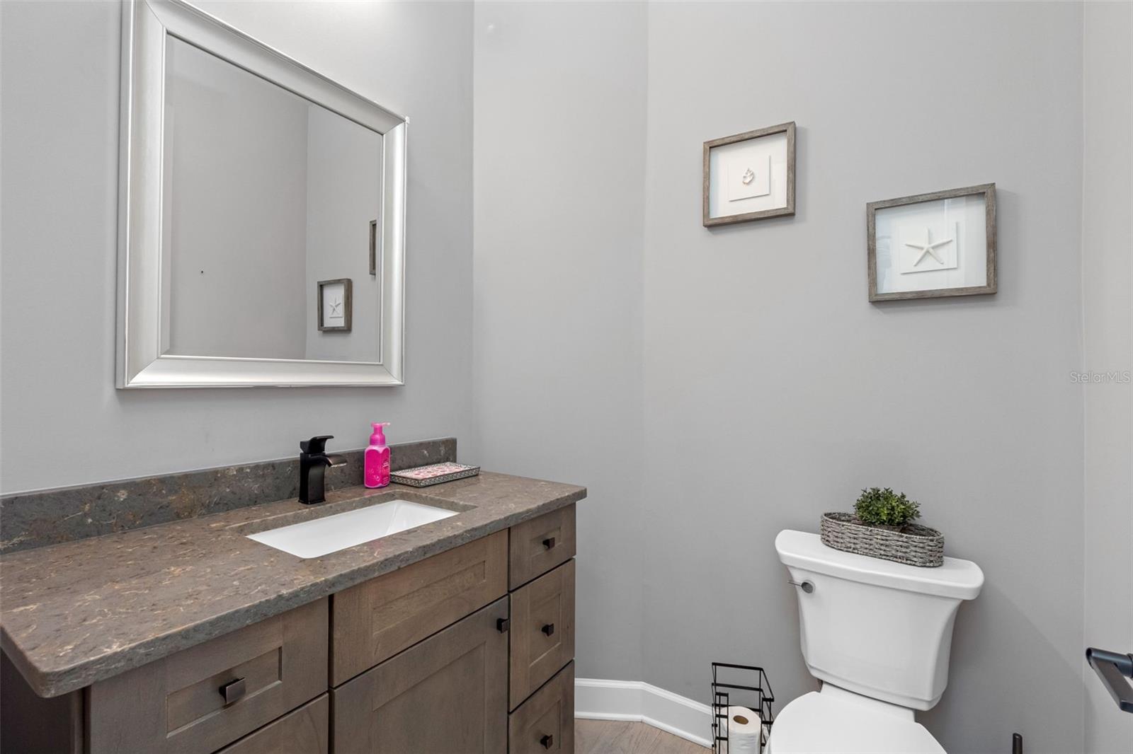 Image 36 of 98 For 124 Forest Hills Drive