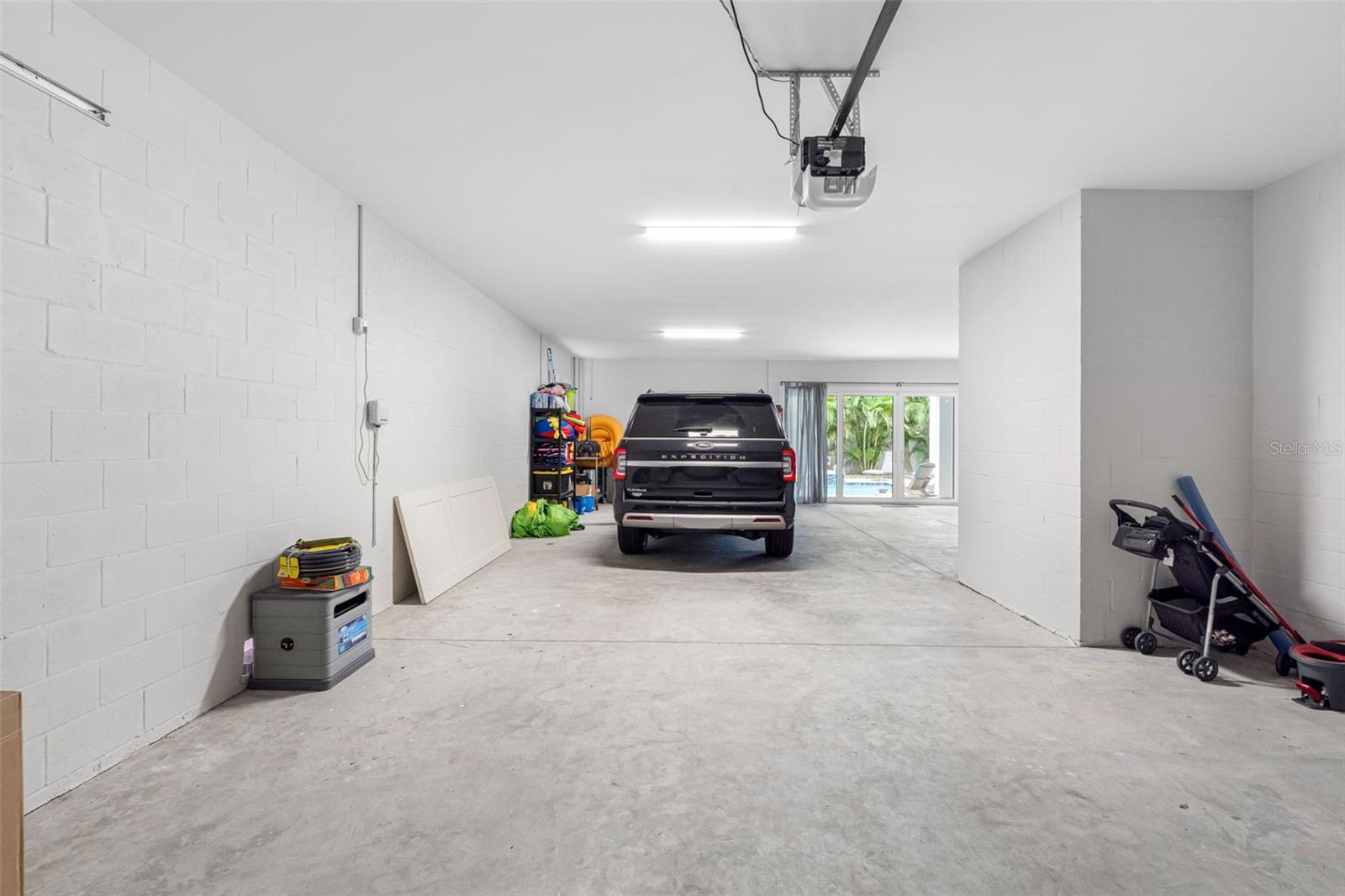 Image 49 of 98 For 124 Forest Hills Drive